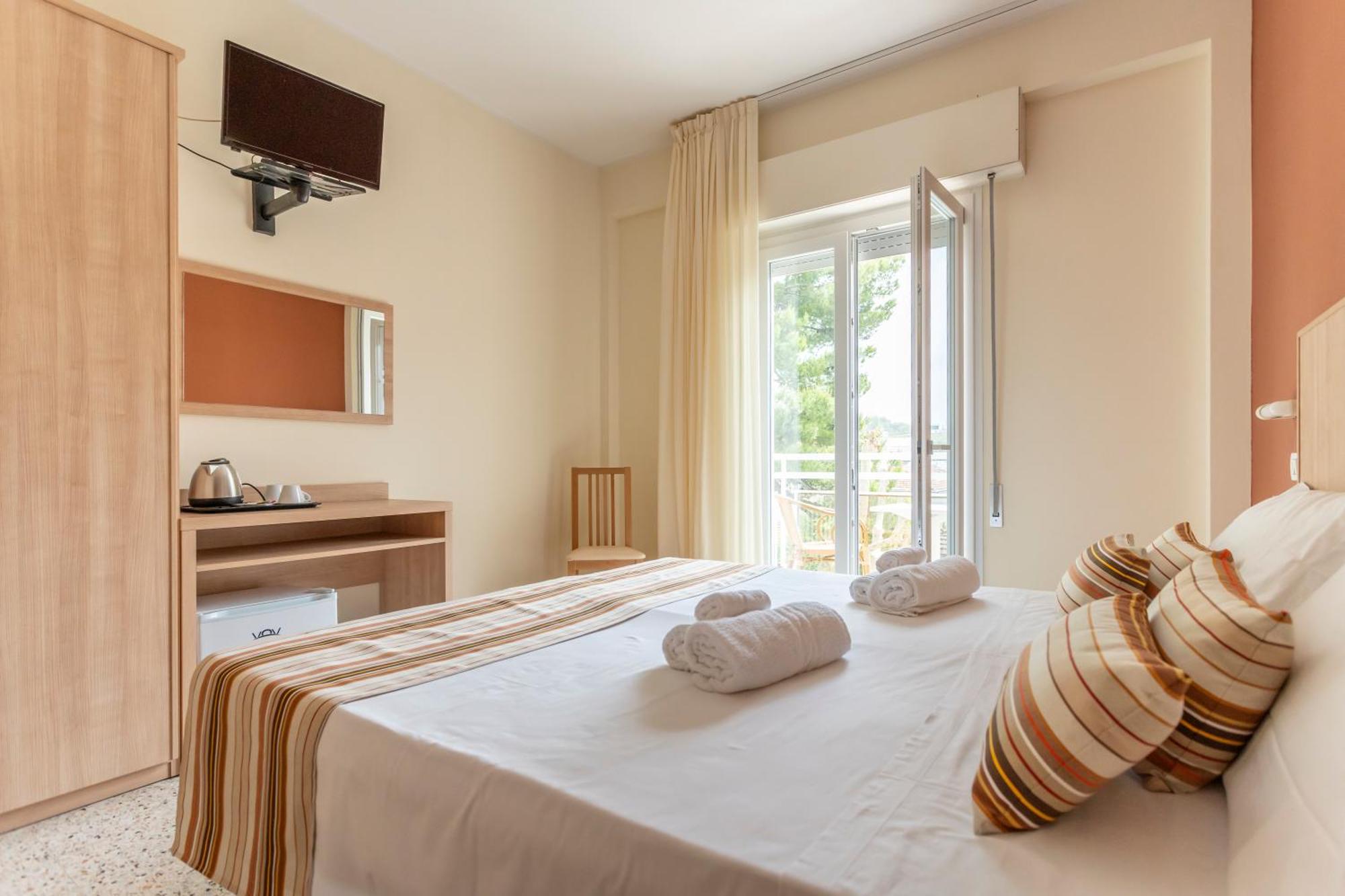 Hotel Cormoran Riccione Eksteriør bilde