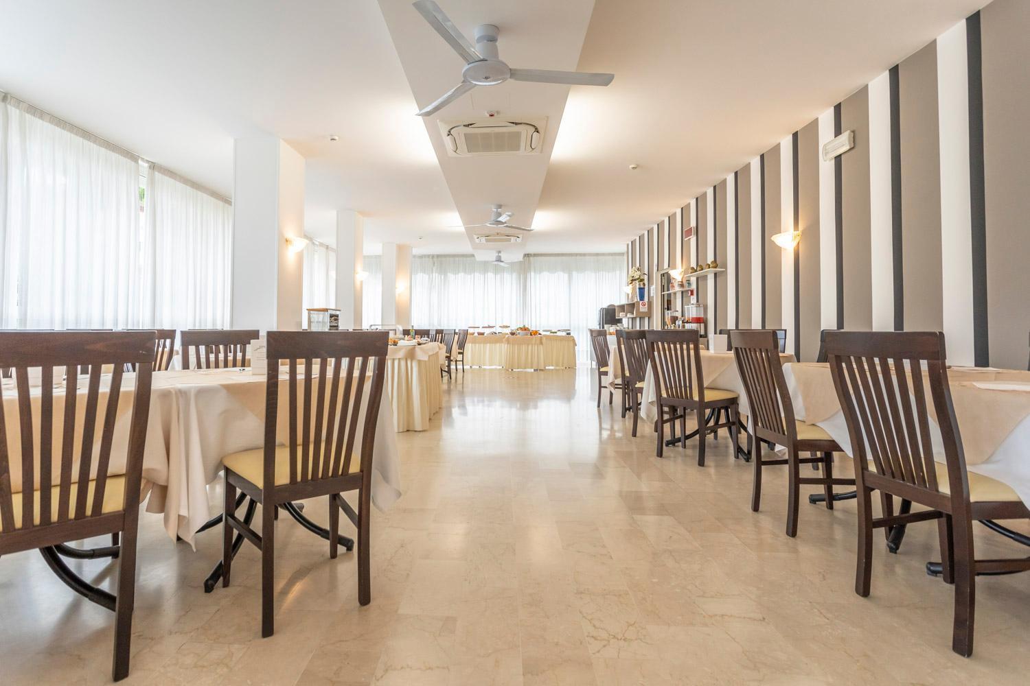Hotel Cormoran Riccione Eksteriør bilde